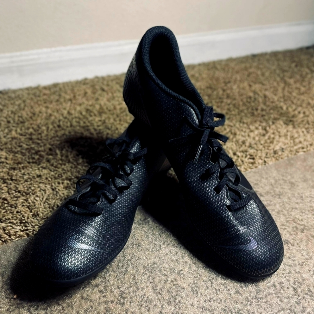 Nike Mercurial Vapor Football Cleats